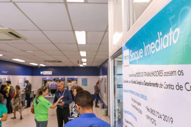 Em dia de liquida&ccedil;&atilde;o, nascidos em agosto ganham grana extra com FGTS