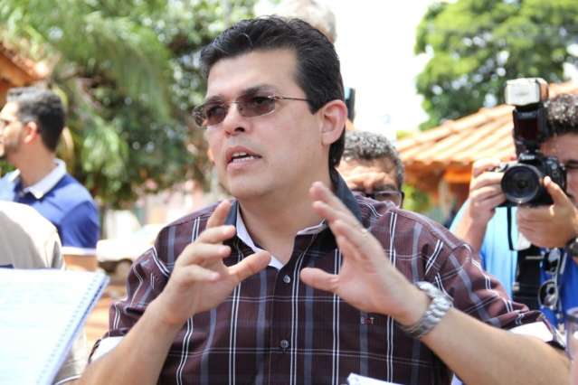 Prefeito promete retomar projeto e interditar ruas para ampliar Mercad&atilde;o