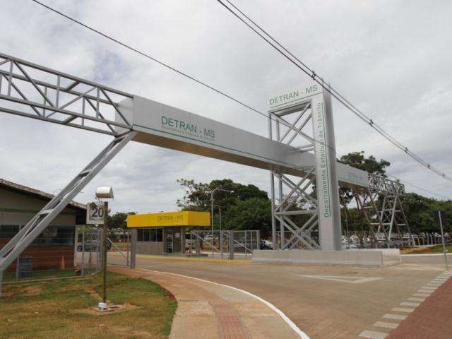 Rompimento de cabo no Paran&aacute; derruba sistema do Detran-MS