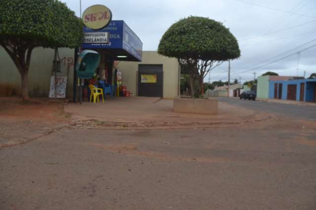Antes de ser baleado, policial entrou em luta corporal com assaltante