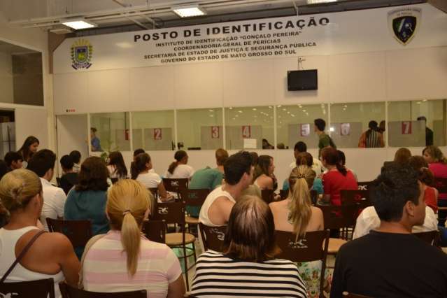 Sistema para fazer identidade cai e posto volta a gerar queixas