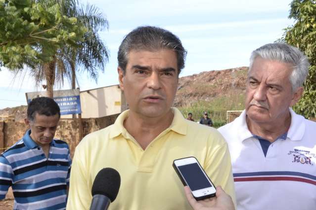 "Espero que seja fato isolado", diz Trad sobre granada em pr&eacute;dio da PM
