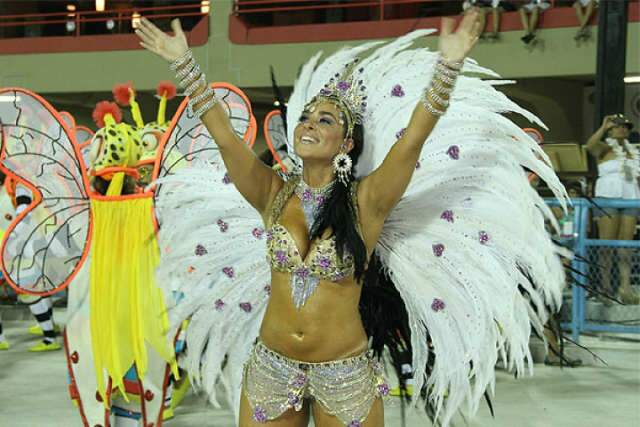  Escola que homenageou Corumb&aacute; &eacute; campe&atilde; do grupo de acesso no RJ