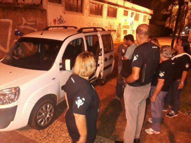 Equipes cadastram e encaminham moradores que querem sair das ruas 