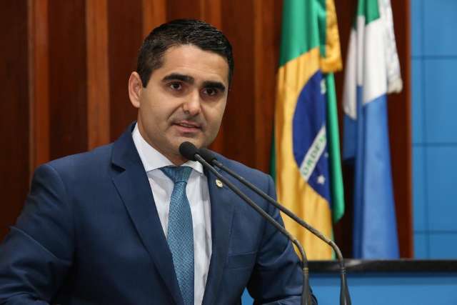 Deputado pede vistas e vota&ccedil;&atilde;o sobre pesca de dourado &eacute; adiada