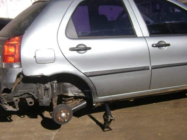  Fiat Palio roubado na Capital &eacute; recuperado com jovens em Bodoquena