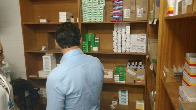 Faltam 20% dos medicamentos nas farm&aacute;cias da rede p&uacute;blica da Capital