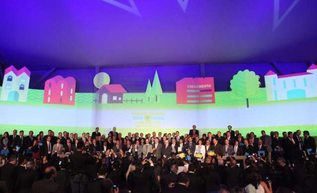Prefeitos de MS ganham trof&eacute;us em premia&ccedil;&atilde;o nacional do Sebrae