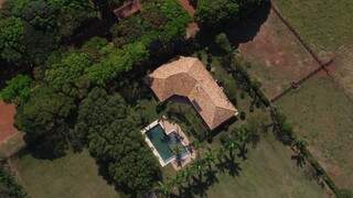 Imagem aérea de fazenda de Bumlai em Campo Grande. (Foto: Fly Drone)