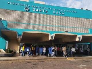 MPE diz que Santa Casa deve atender pacientes até o limite da capacidade