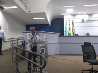 Marcelo Salomão, superintendente do Procon estadual, durante audiência na Câmara. (Foto: Danielle Valentim).