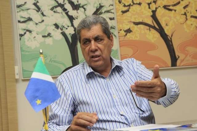 Governador diz que 33% das empresas n&atilde;o aderiram ao programa de incentivo 
