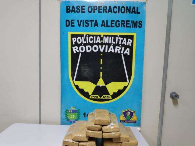 Maranhense de 21 anos &eacute; presa com maconha em &ocirc;nibus na MS-164