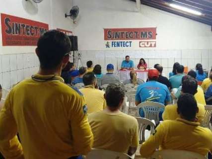 Servidores dos Correios iniciam greve contra redução de salários 