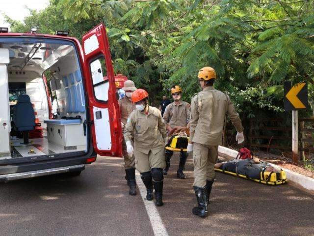 Acidente com duas motos deixa dois em estado grave na MS-010