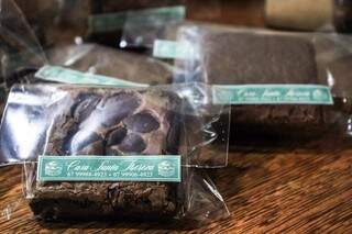 Do tradicional ao de nutella e doce de leite, brownies são vendidos a partir de R$ 3,50.(Foto: Marina Pacheco)