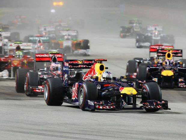  Vettel vence em Cingapura e fica a 1 ponto do segundo t&iacute;tulo
