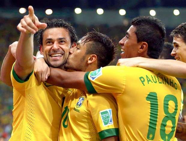 Brasil supera &ldquo;bicho pap&atilde;o&rdquo; espanhol e &eacute; campe&atilde;o no Maracan&atilde;