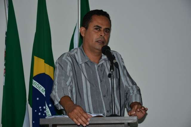Prefeita &eacute; acusada de maquiar balan&ccedil;o para esconder gasto com sal&aacute;rios