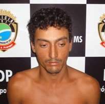  Homem &eacute; preso acusado de violentar enteada em Alcin&oacute;polis 