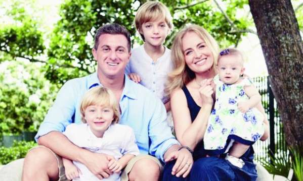 Avi&atilde;o que fez pouso for&ccedil;ado levava Luciano Huck, Ang&eacute;lica e filhos