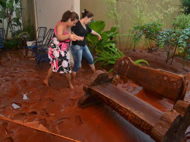  Em 20 dias, junho j&aacute; tem chuva tr&ecirc;s vezes superior &agrave; esperada