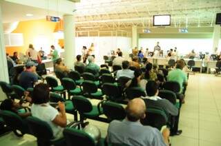 Em média, são protocolados diariamente até 50 pedidos de Certidão de Logradouro na Central de Atendimento ao Cidadão (Foto: Rodrigo Pazinato)
