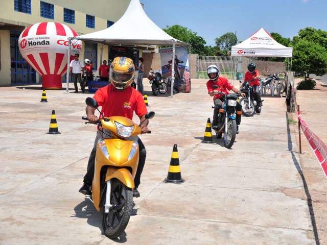  Curso gratuito aprimora t&eacute;cnicas de pilotagem para motociclistas