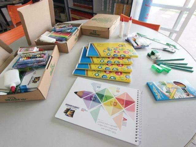 Prefeitura pagar&aacute; R$ 29,43 por kit escolar e compra totaliza R$ 3 milh&otilde;es