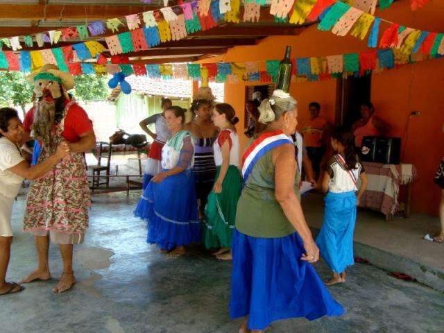 No dia da Virgem de Caacup&ecirc;, at&eacute; pernambucano se rende &agrave; cultura paraguaia