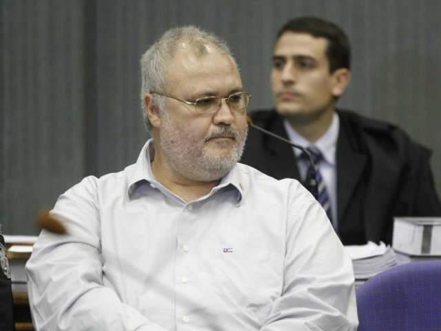  Procurador que matou sobrinho &eacute; transferido de cl&iacute;nica para pres&iacute;dio