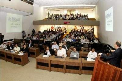 Assembleia sedia encontro para discutir marketing e reforma pol&iacute;tica