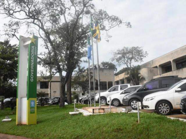 Para reduzir gastos com funcionalismo, governo publica regras do PDV