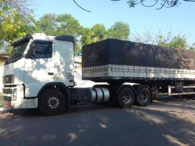 Empresa &eacute; multada por transportar 158 tambores com lama asf&aacute;ltica