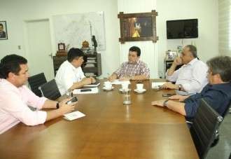 Prefeitura se re&uacute;ne com m&eacute;dicos ap&oacute;s categoria indicar greve 