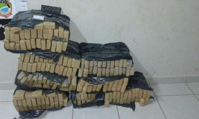 Choque prende traficante com 139 quilos de maconha no Tijuca