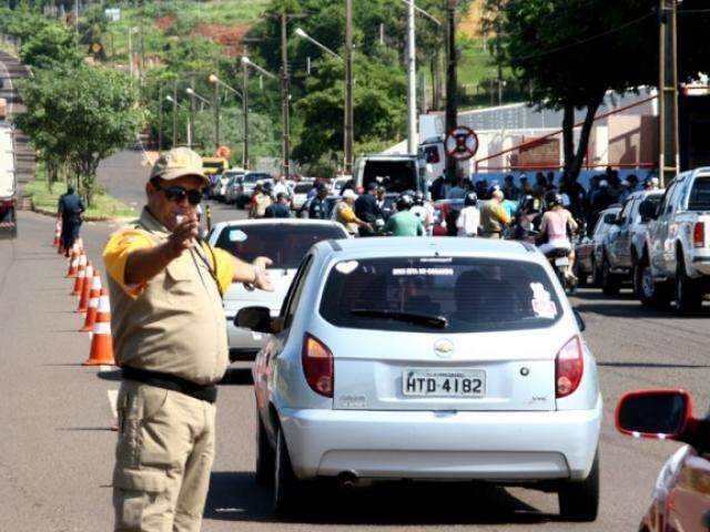 A&ccedil;&otilde;es sociais e caminhadas interditam ruas e avenidas no fim de semana