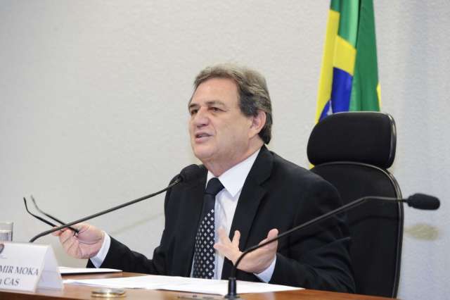 Comiss&atilde;o do Senado aprova direitos dos jovens e regime de urg&ecirc;ncia