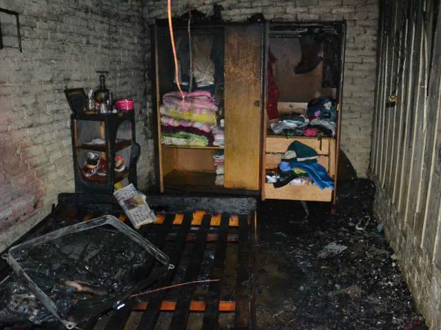  Tr&ecirc;s casas s&atilde;o incendiadas por ex-namorado de uma das moradoras