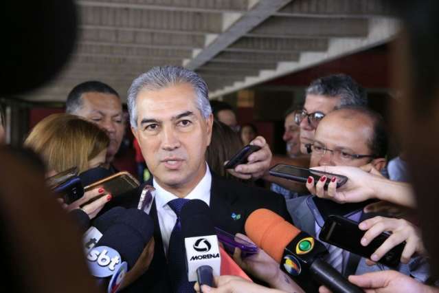 Governador debate rota bioce&acirc;nica e g&aacute;s natural com autoridades bolivianas