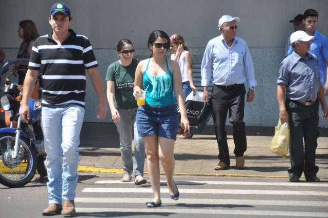 Calor&atilde;o provoca corrida ao ventilador e conta de energia fica at&eacute; 100% maior
