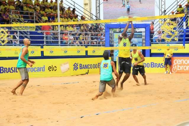 Talita leva ouro e Saymon a prata em Circuito Open de V&ocirc;lei de praia