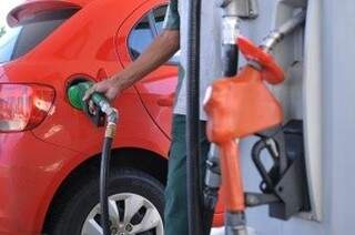 Aumento no preço dos combustível eleva valor de outros produtos. (Foto: Arquivo / Campo Grande News)