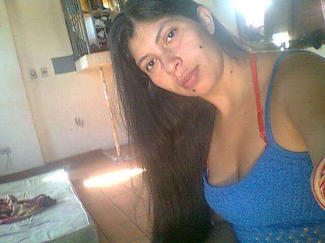 Mulher de 29 anos &eacute; morta com cinco tiros por pistoleiro na fronteira 