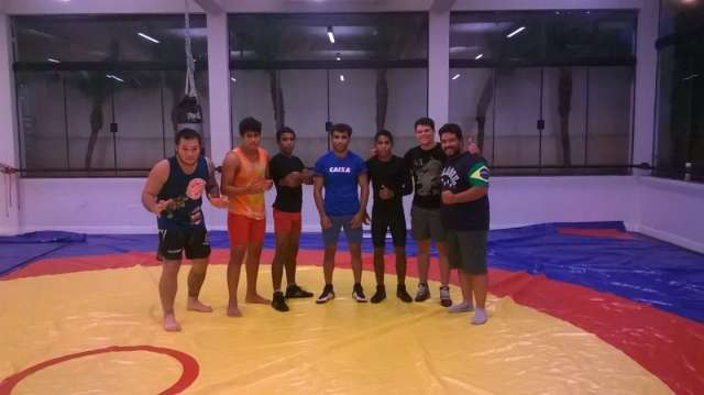 Atletas sul-mato-grossenses ganham &ldquo;est&aacute;gio&rdquo; com campe&atilde;o do Cazaquist&atilde;o