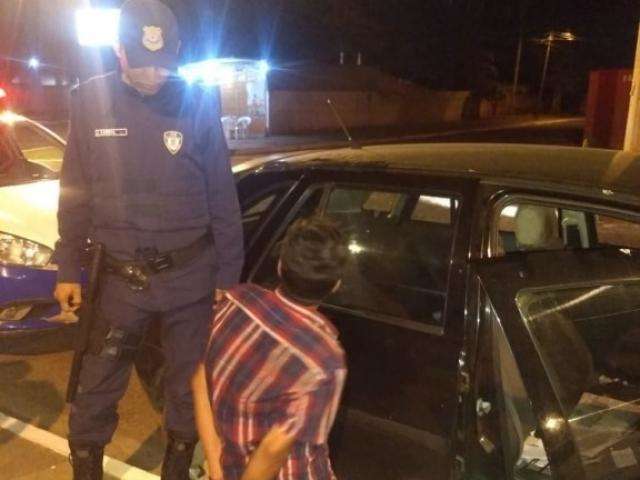 Homem &eacute; preso ao tentar furtar ve&iacute;culo de paciente em UPA