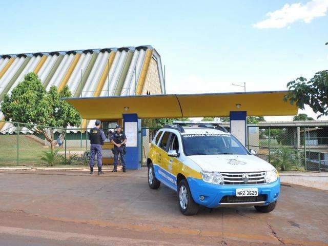 Estudante de 12 anos &eacute; atropelada por &ocirc;nibus quando seguia para escola