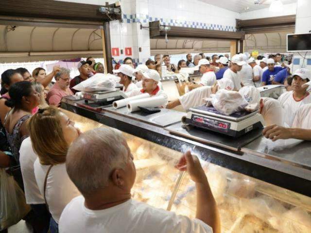 Vendas em peixarias aumentam em at&eacute; 80% na v&eacute;spera de feriad&atilde;o