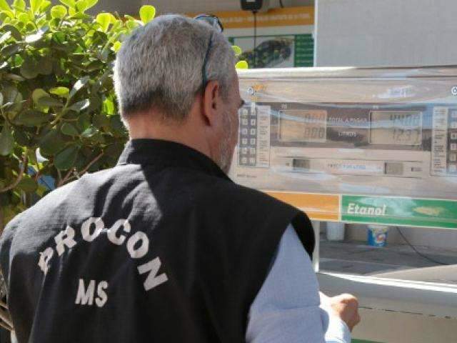Procon-MS notifica 16 postos no interior por pre&ccedil;os abusivos 