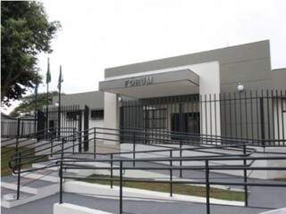 Entrada principal do Fórum de Deodápolis (Foto: Divulgação/ TJMS)